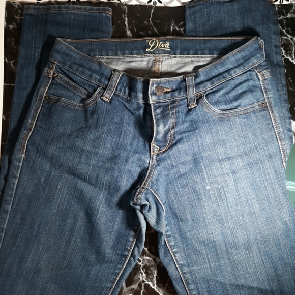 Old Navy Diva sz 2 - Picture 1 of 3